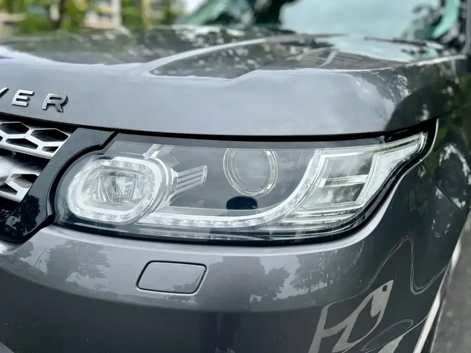 Land Rover Sport