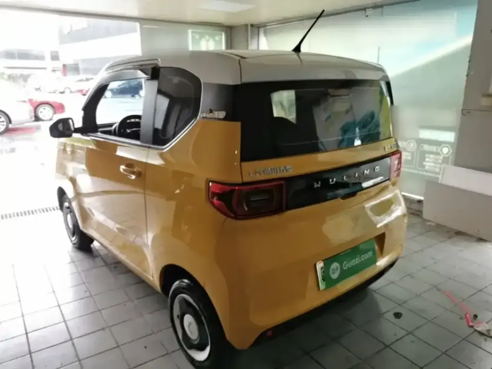 Wuling MINIEV