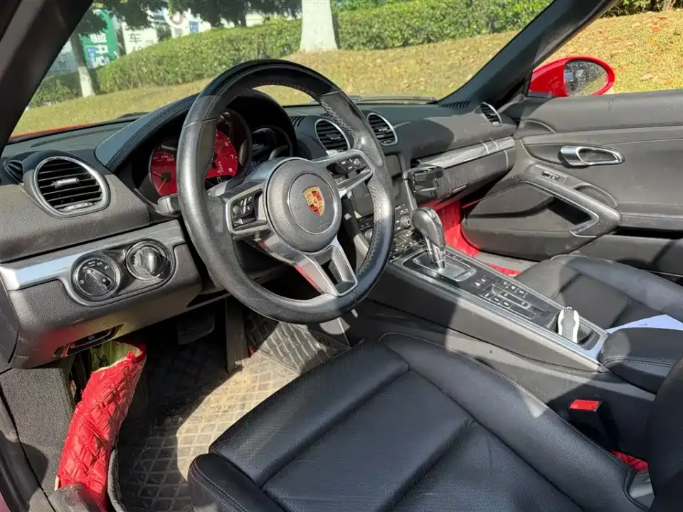 Porsche 718