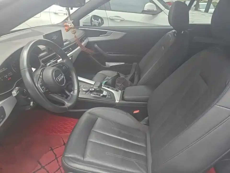 Audi A5 (Import)