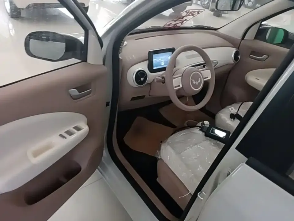 Wuling MINIEV