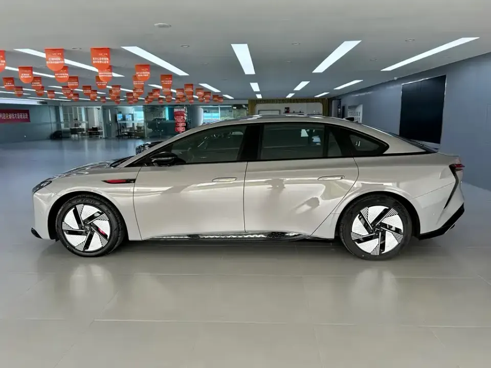 Hongqi Hongqi EH7
