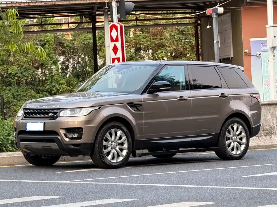 Land Rover Sport