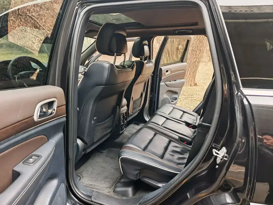 Jeep Grand Cherokee (Import)