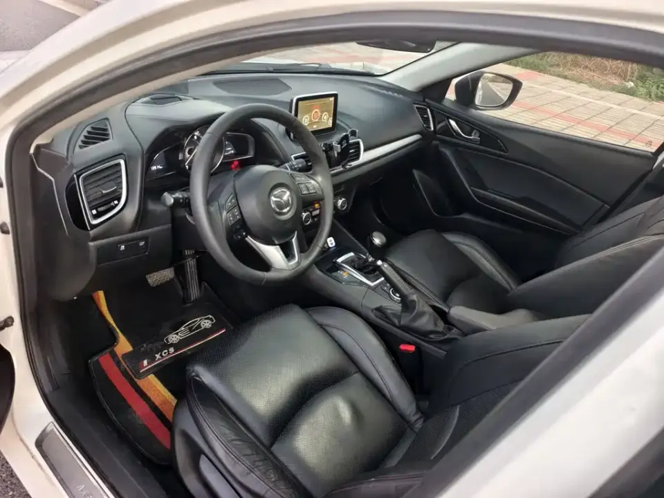 Mazda 3 Axela