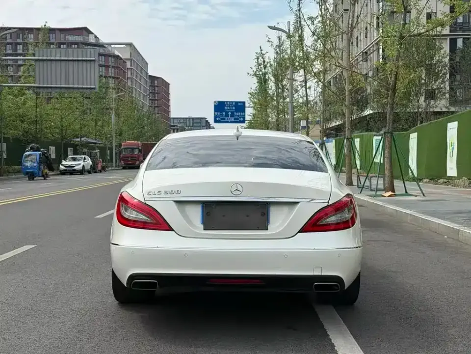 Mercedes-Benz CLS