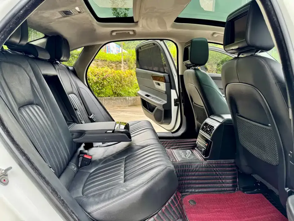 Jaguar XFL