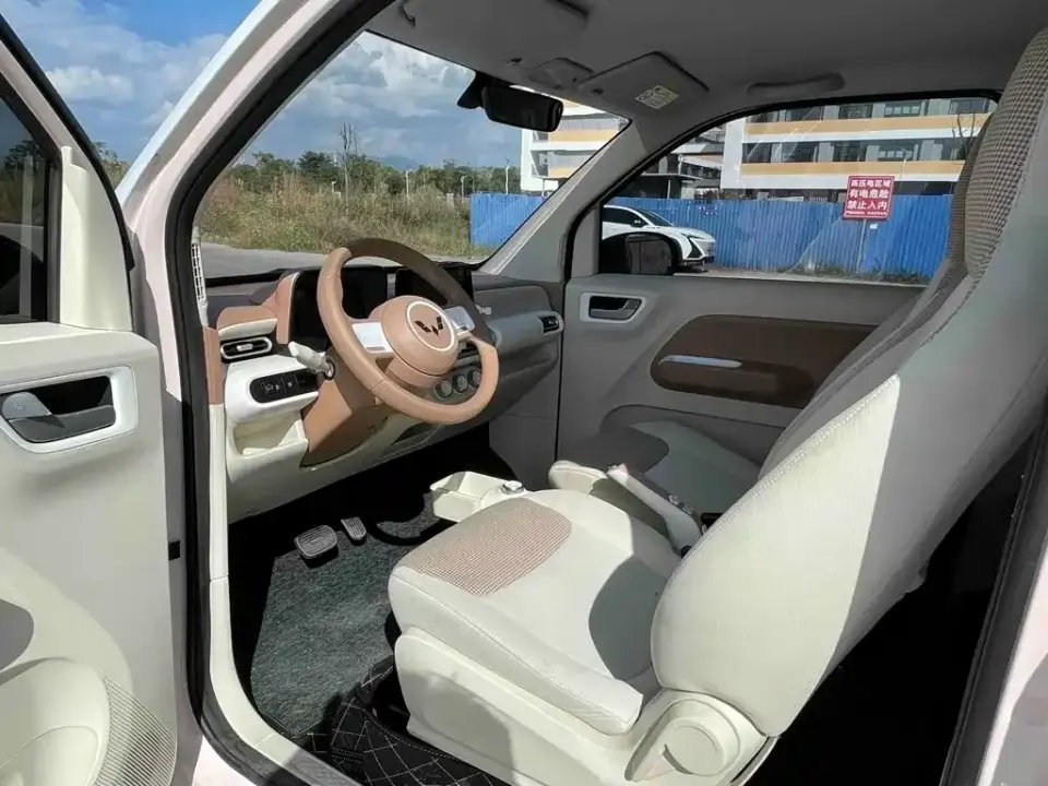 Wuling MINIEV
