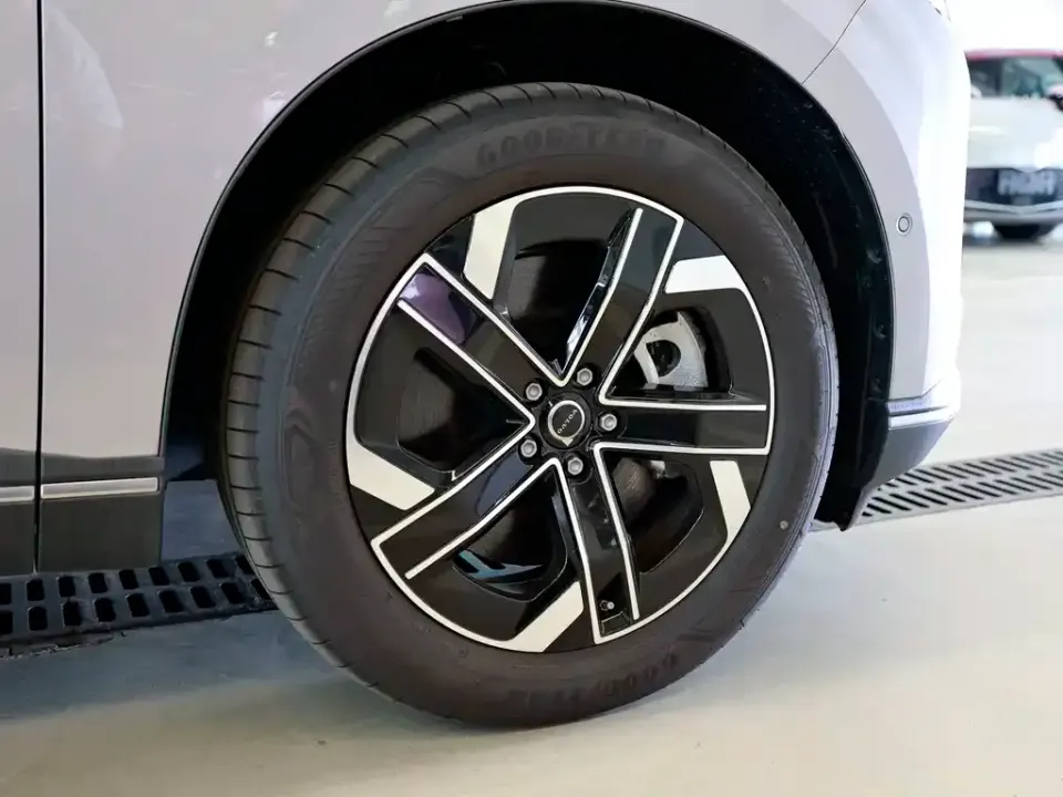 Volvo XC70 PHEV