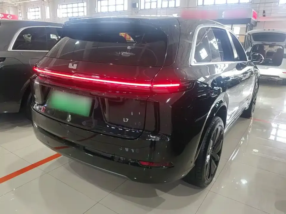 Li Li L7