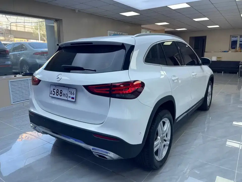 Mercedes-Benz GLA