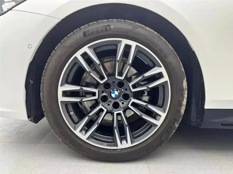 BMW 5 Series (Import)