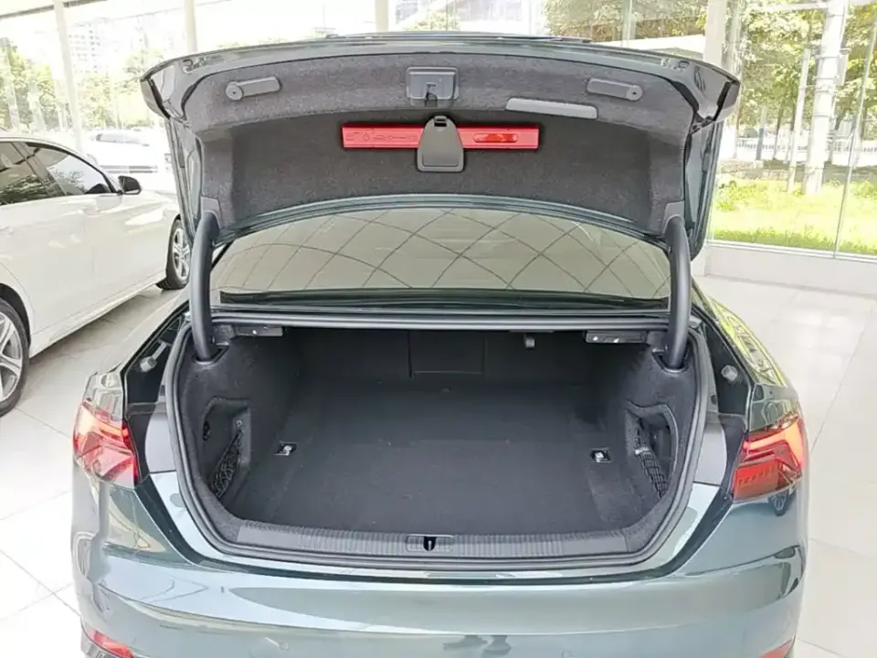 Audi A5 (Import)