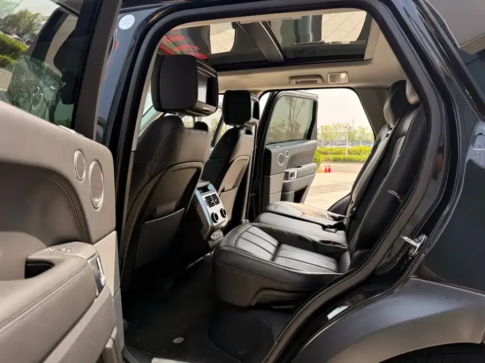 Land Rover Sport