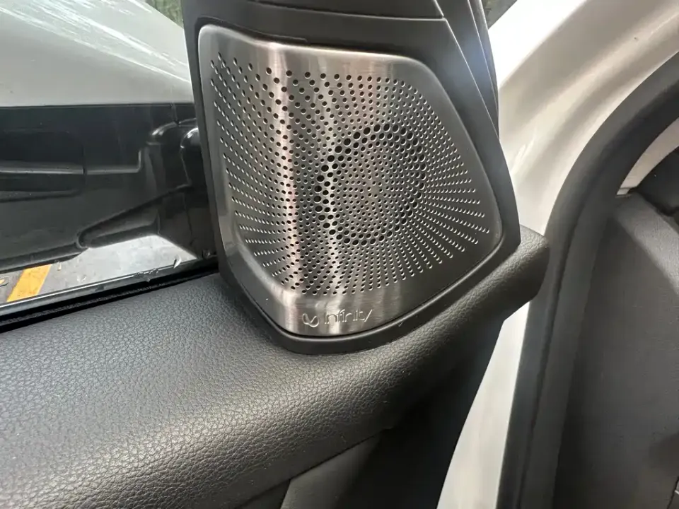 WEY Wey VV6