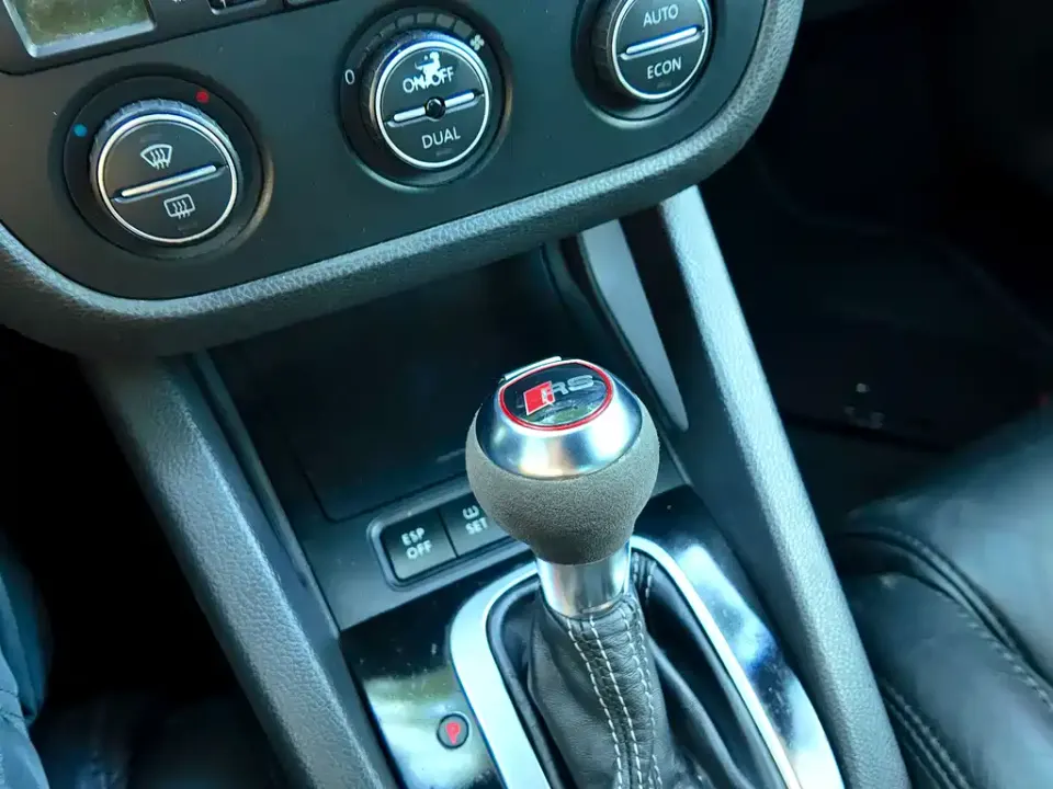 Volkswagen Golf (Import)