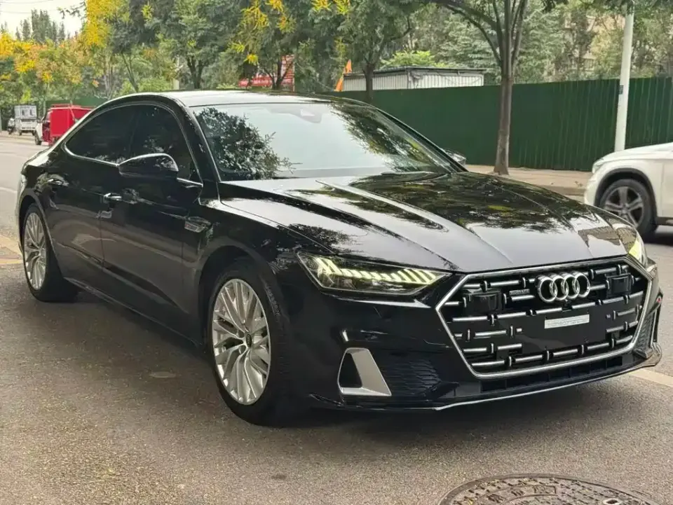 Audi A7L