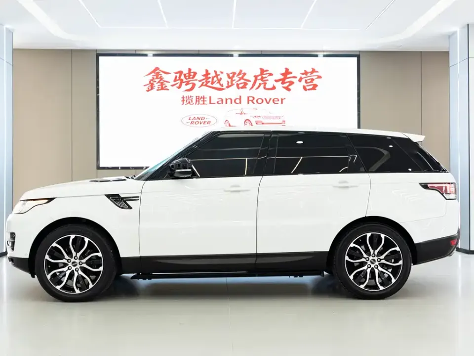 Land Rover Sport