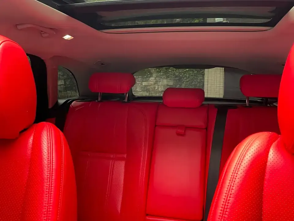 Land Rover Velar