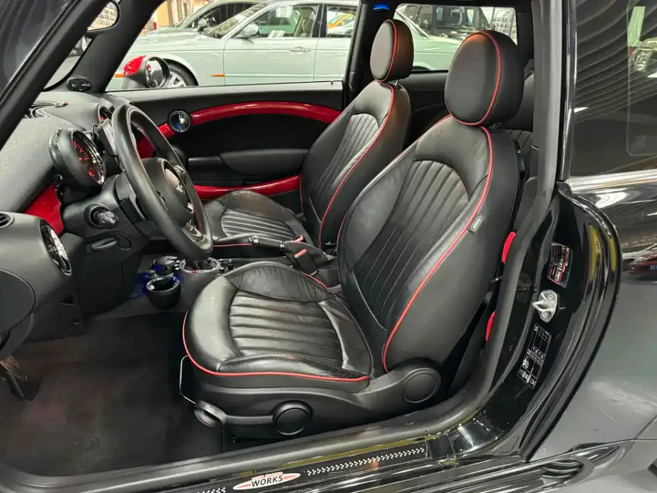 MINI Mini JCW