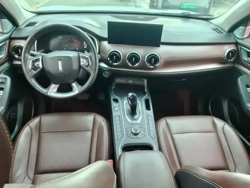 WEY Wey VV6