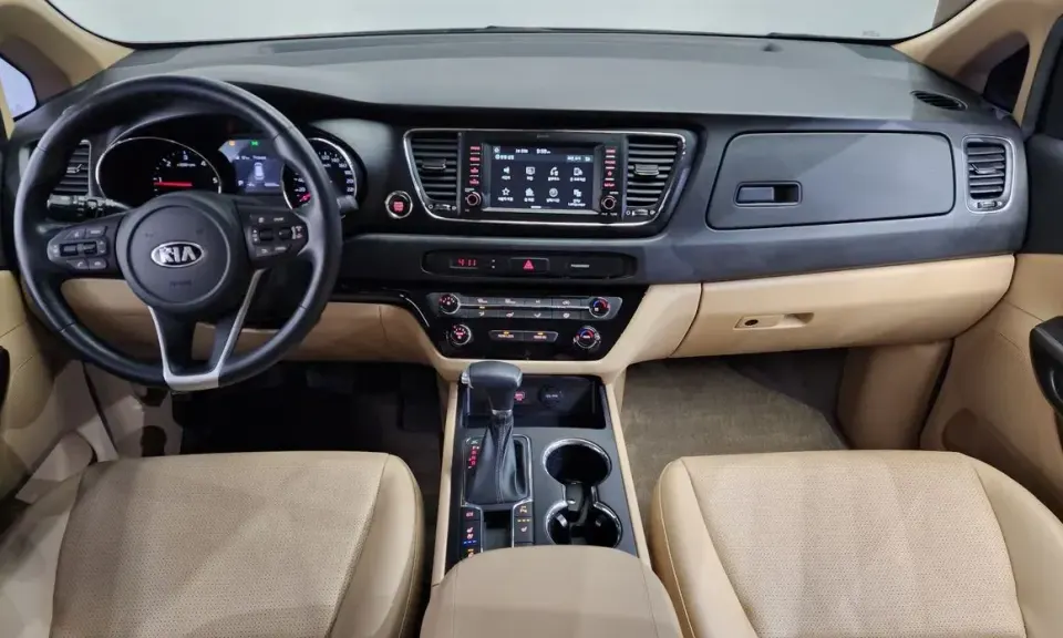 Kia Canival