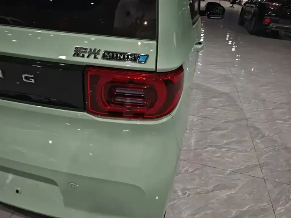 Wuling MINIEV