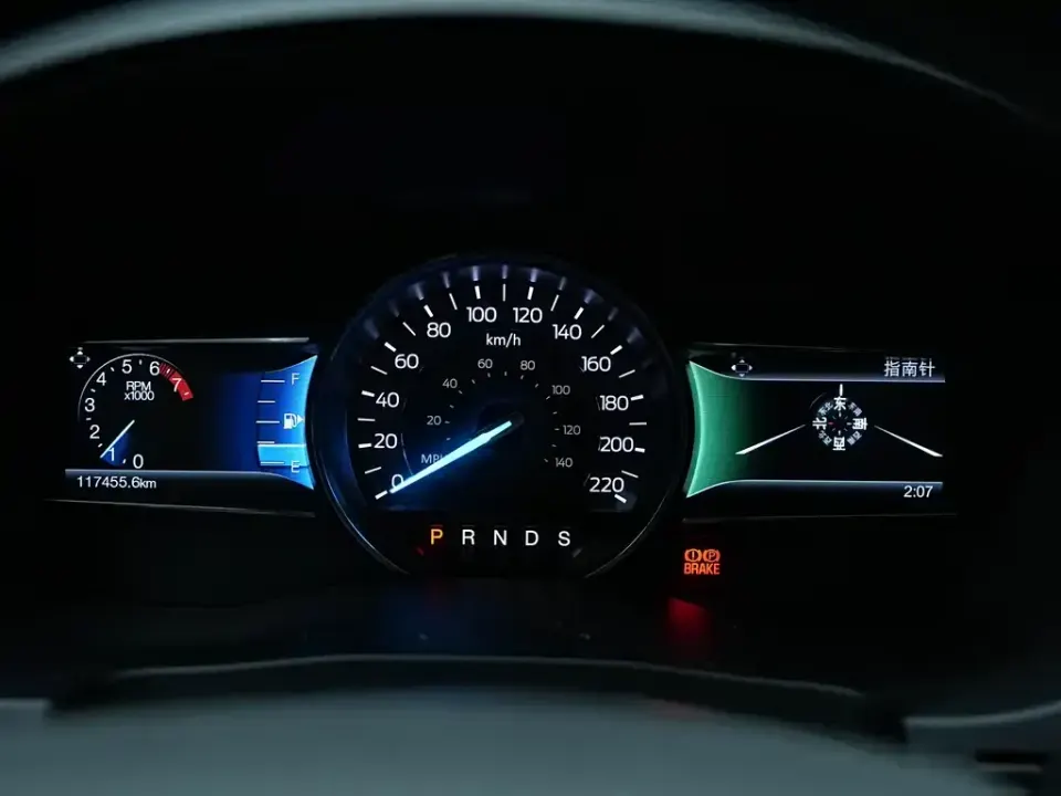 Ford Explorer (Import)
