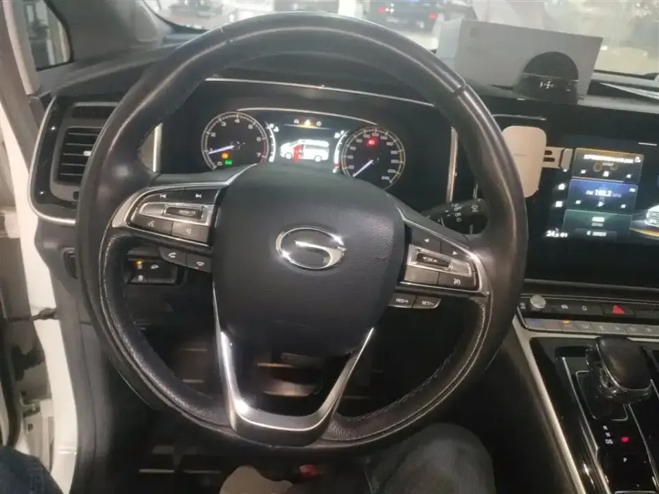 GAC Trumpchi M8
