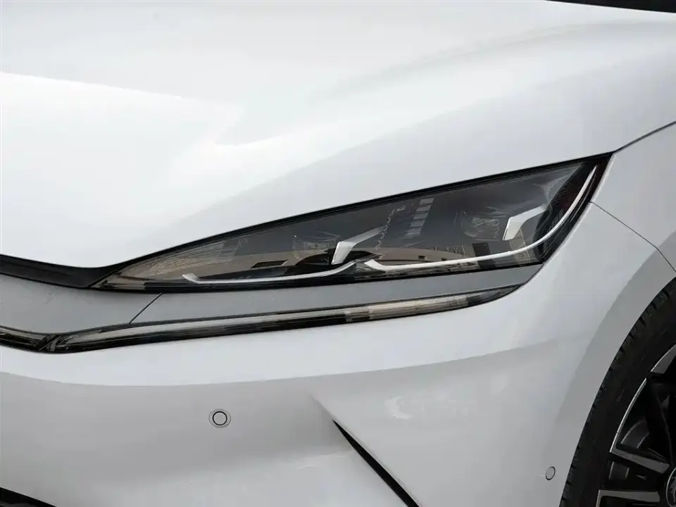 BYD Qin L