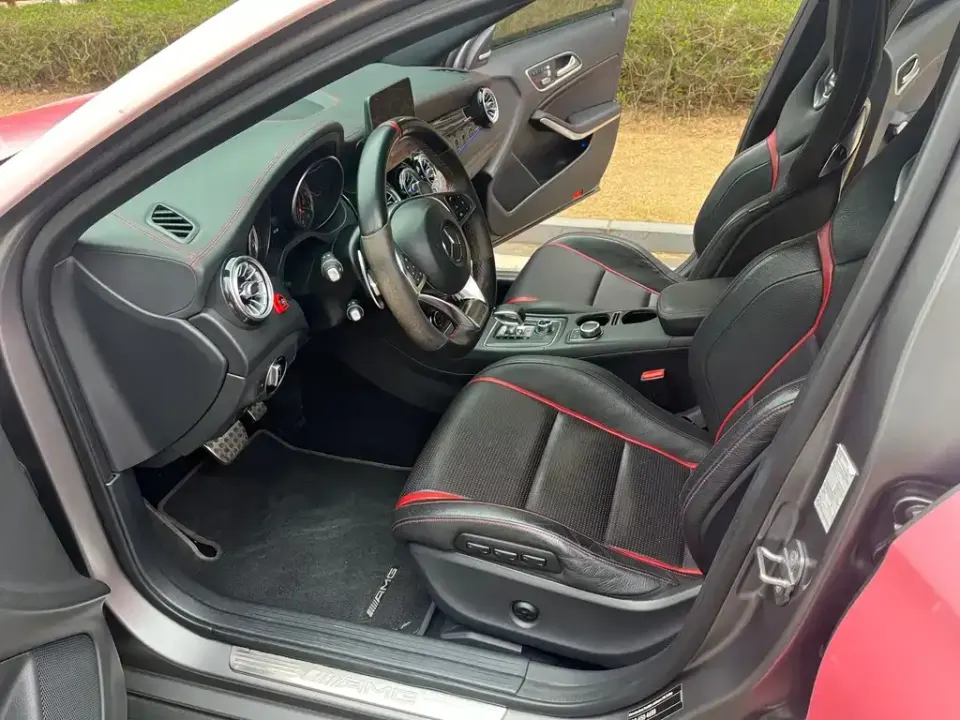 Mercedes-Benz GLA AMG