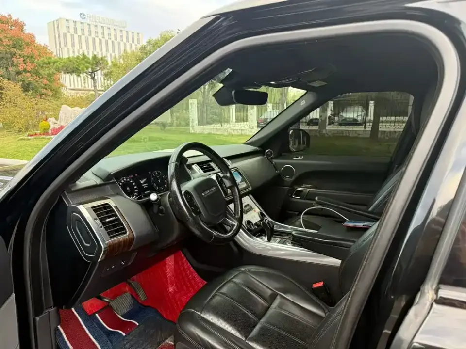 Land Rover Sport PHEV