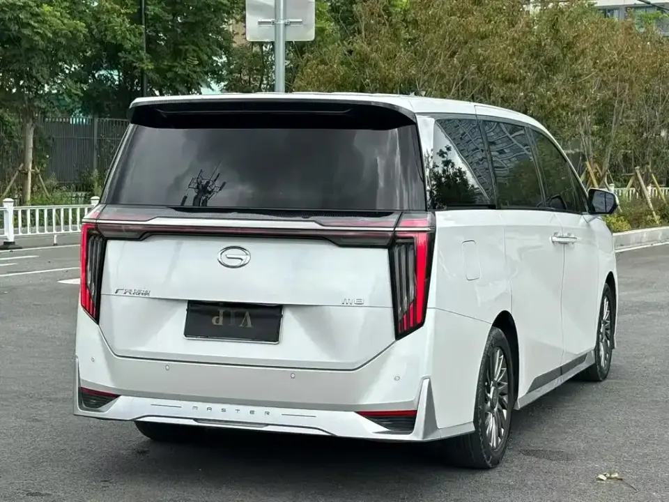 GAC Trumpchi M8