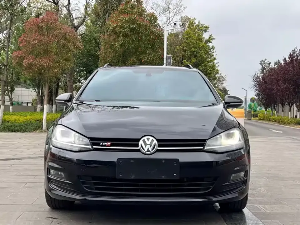 Volkswagen Golf (Import)