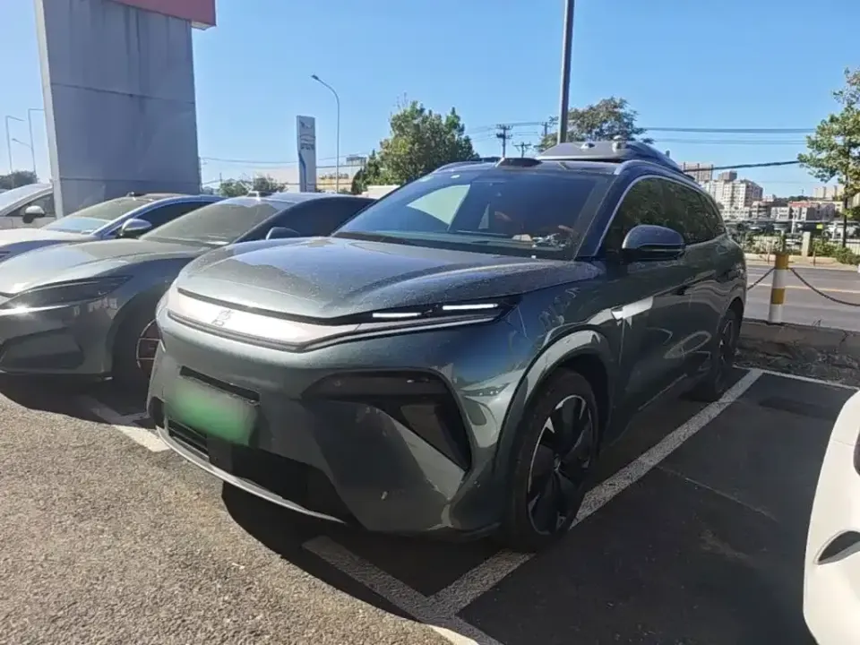 BYD Tang L