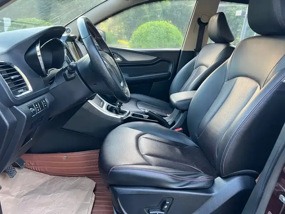 Baojun 560
