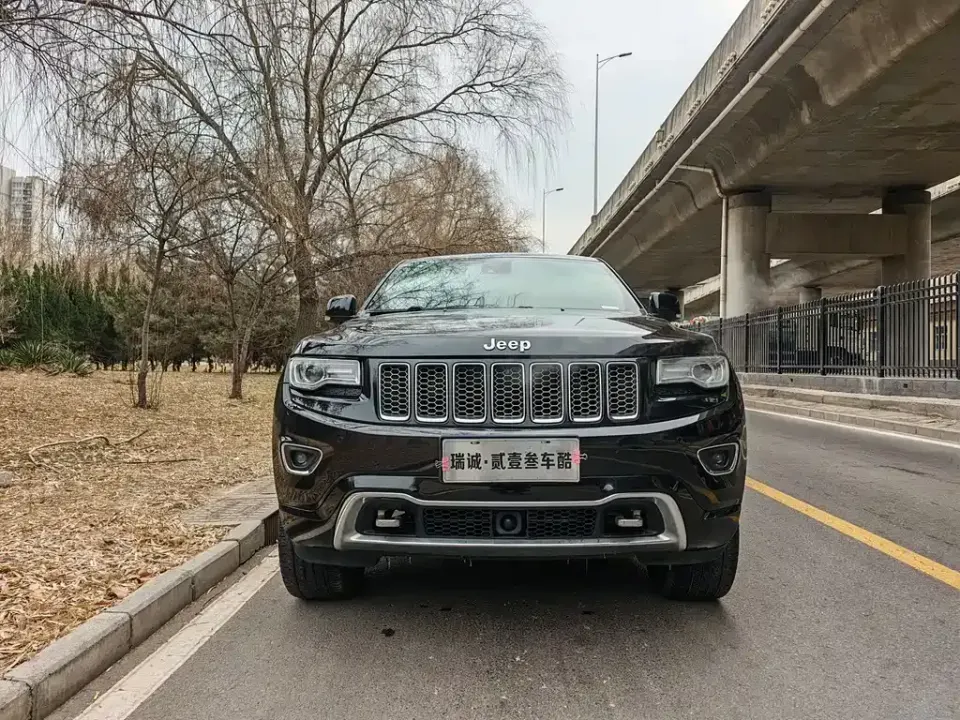 Jeep Grand Cherokee (Import)
