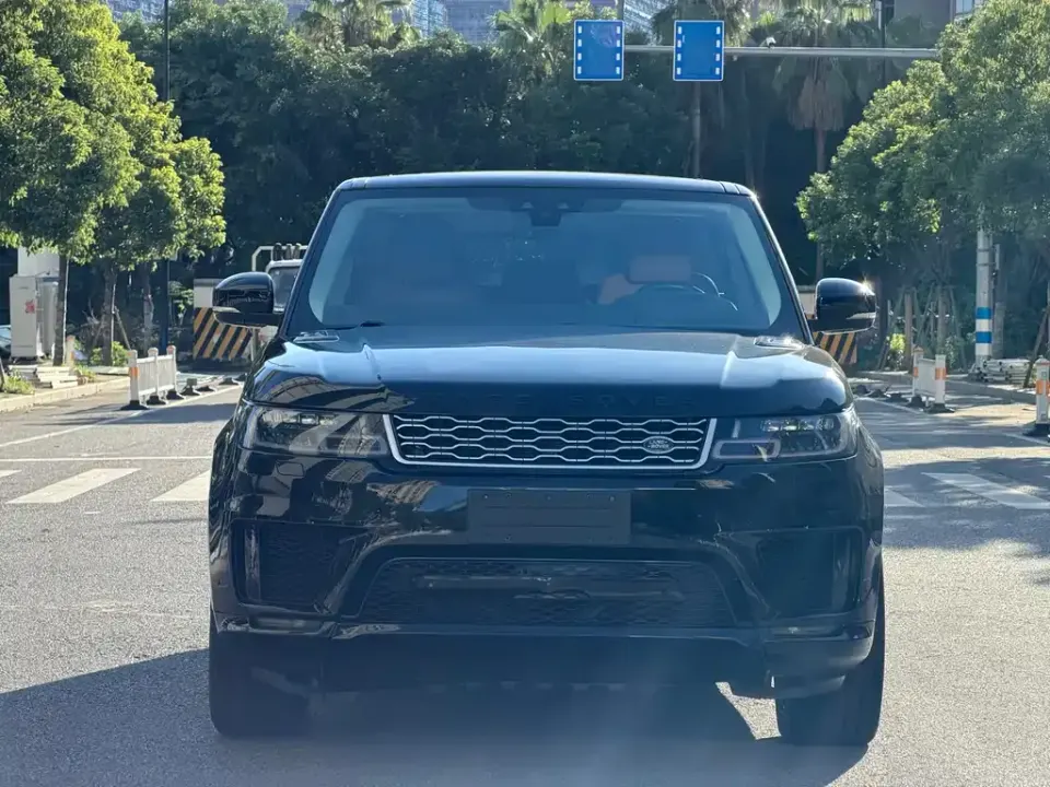 Land Rover Sport