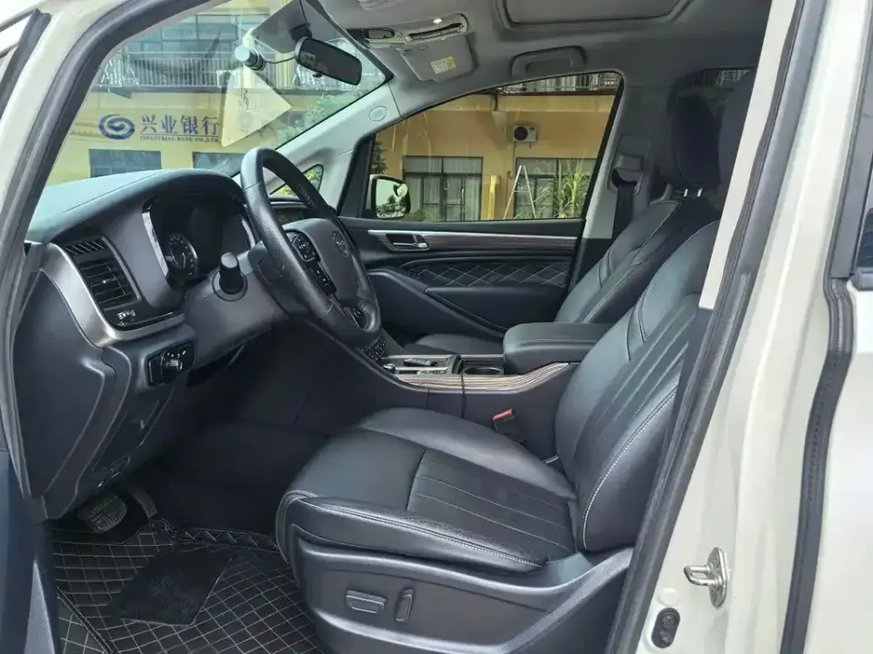 GAC Trumpchi M8