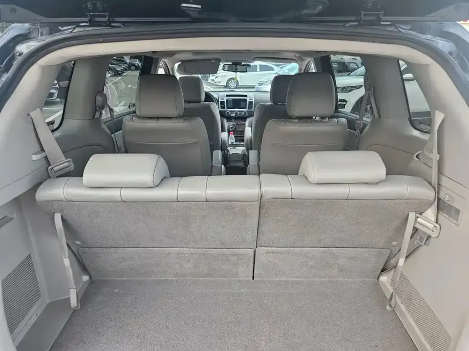 Mazda 8