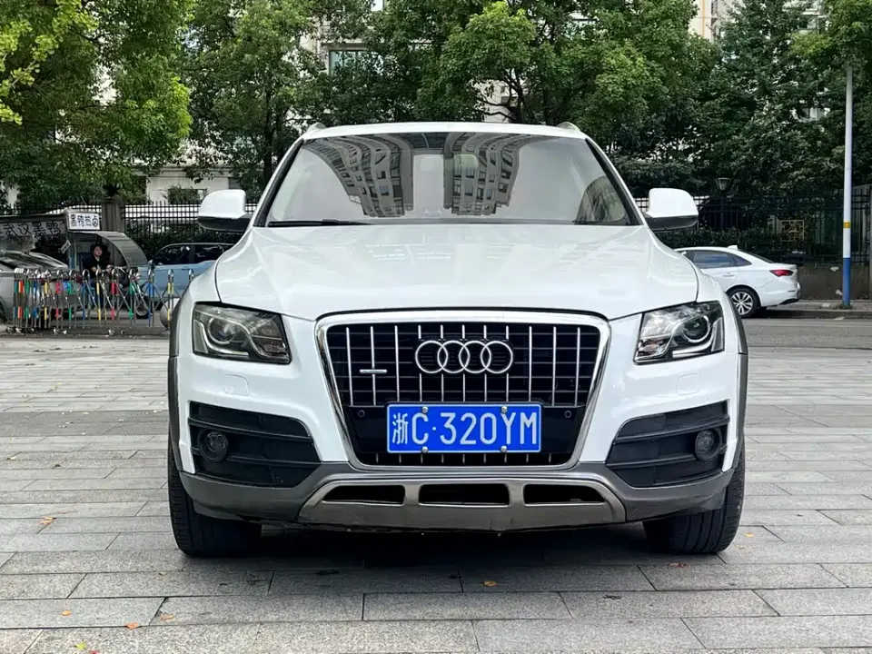 Audi Q5 (Import)