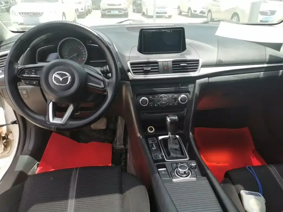 Mazda 3 Axela