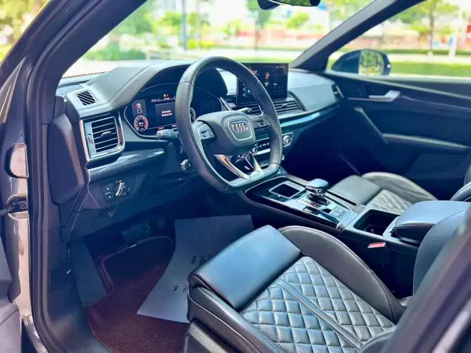 Audi Q5L Sportback