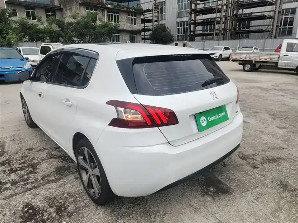 Peugeot 308S