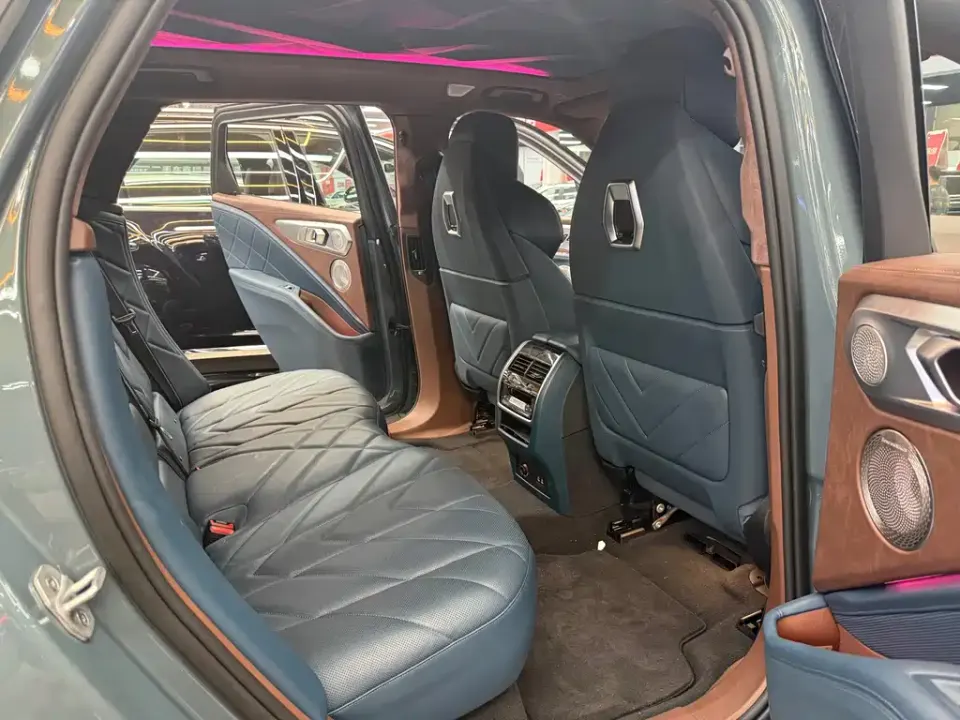 BMW XM