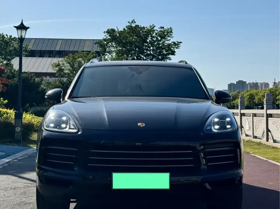 Porsche Cayenne Hybrid