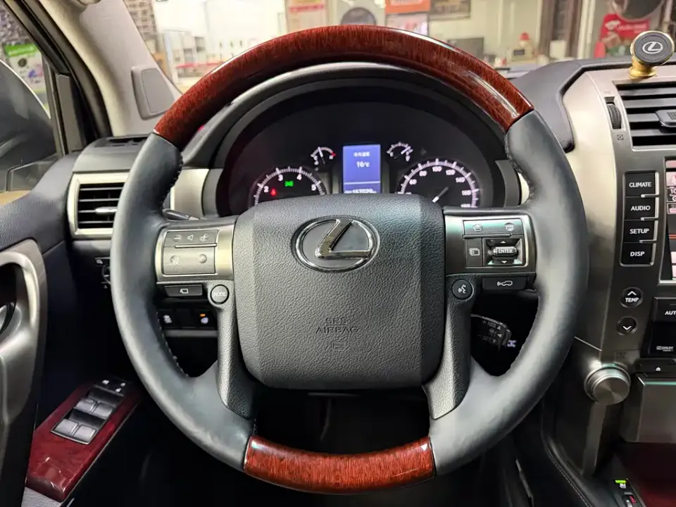 Lexus GX