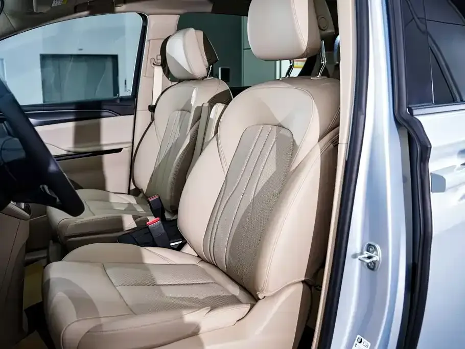 Buick GL8 Hybrid
