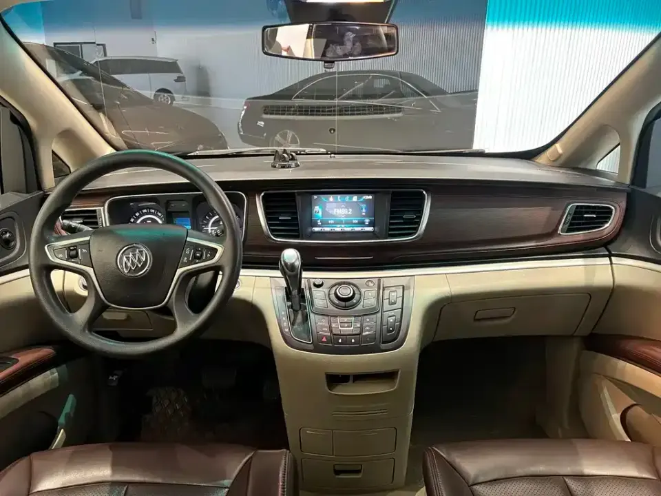 Buick GL8