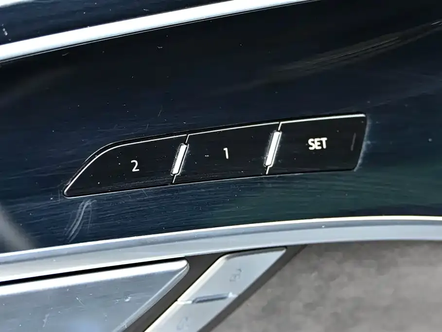 Audi A8 New Energy